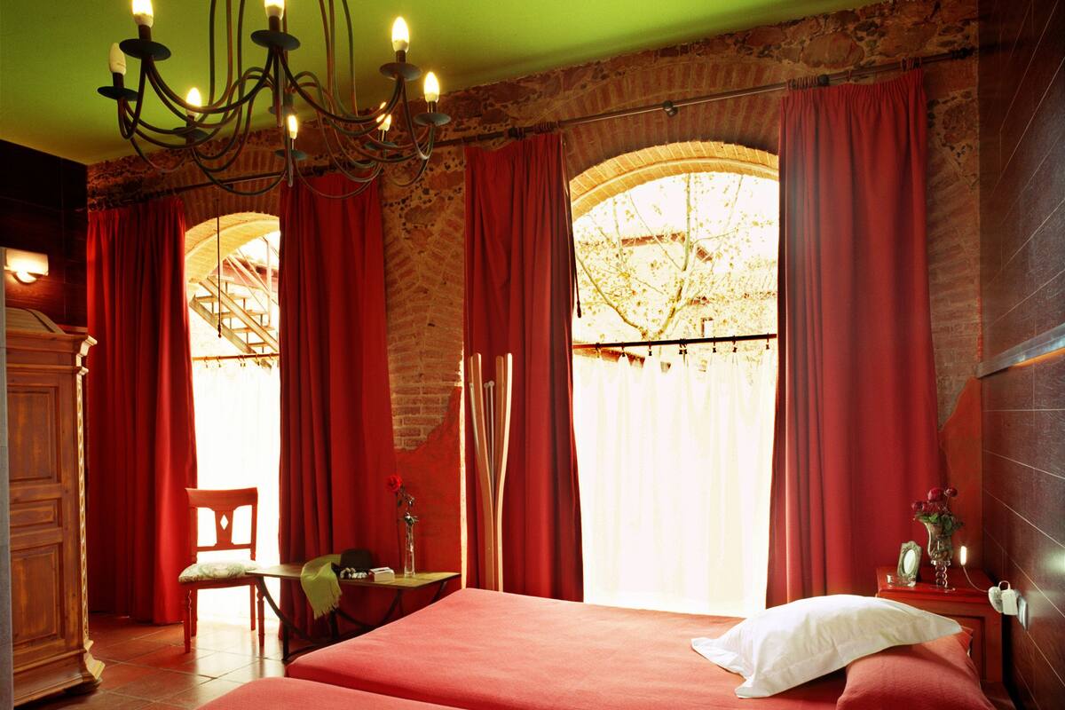 Minibar, caixa forta a l'habitació i wifi gratuïta