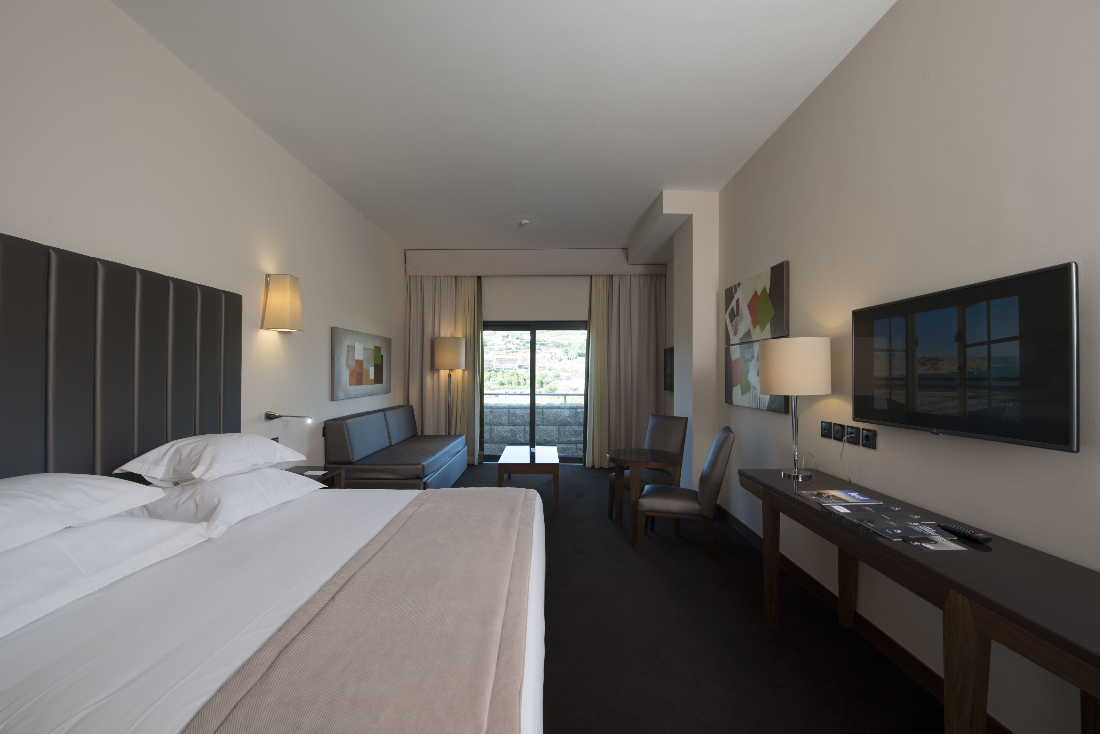 family room, river view (2 adults + 2 children) | 1 bedroom, minibar, in-room safe, desk