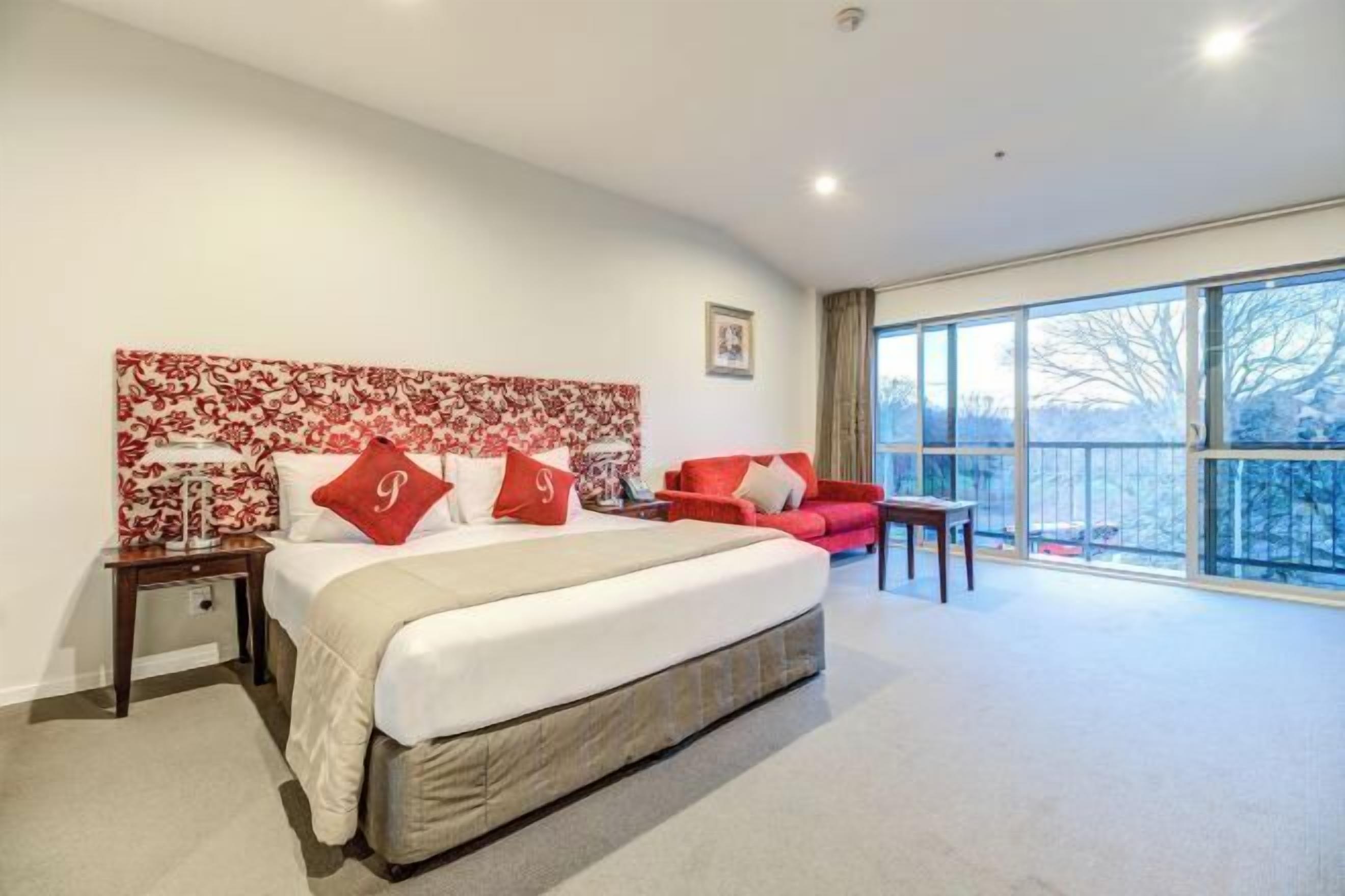 Individually decorated, individually furnished, desk, laptop workspace