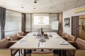 Meeting facility - Kristály Hotel (Keszthely)
