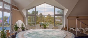 克里斯塔里酒店