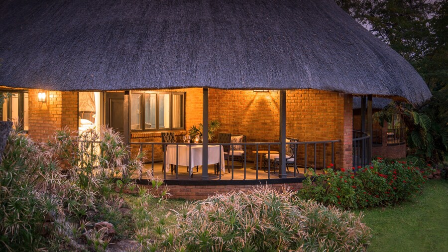 Anantara Stanley & Livingstone Victoria Falls Hotel