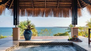 Couples treatment rooms, steam room, body treatments, hydrotherapy