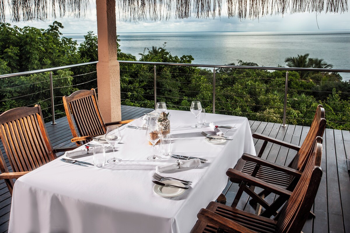 Two Bedroom Seaview Pool Villa | Terrace/patio