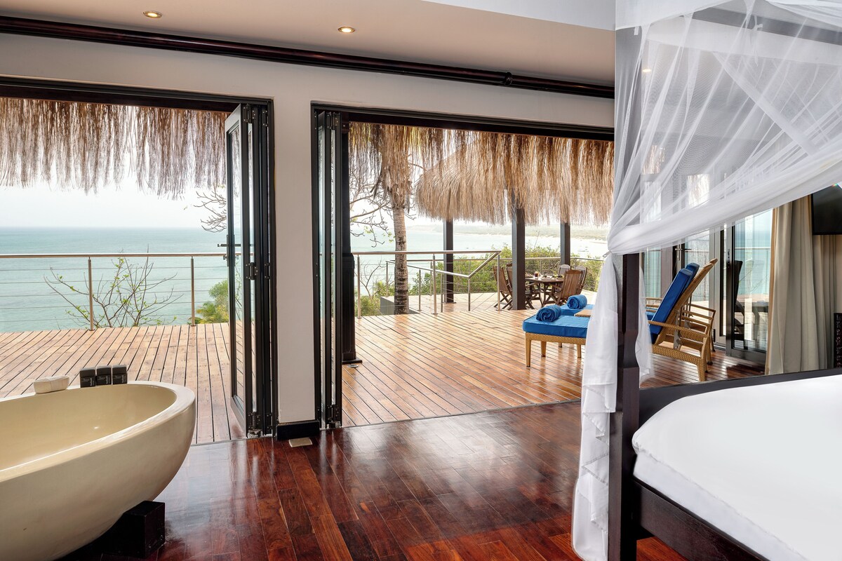 Anantara Pool Villa | Ropa de cama de alta calidad y edredones de plumas