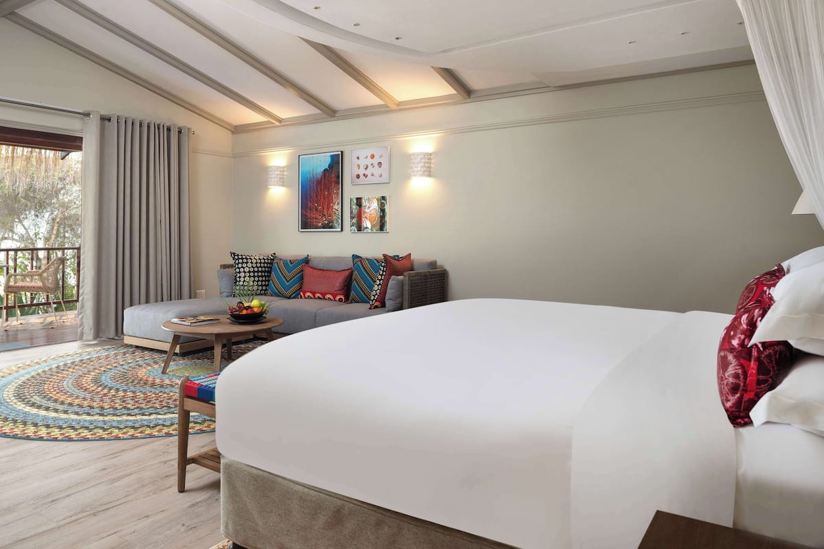 Beach Villa | Premium bedding, down duvets, free minibar, in-room safe