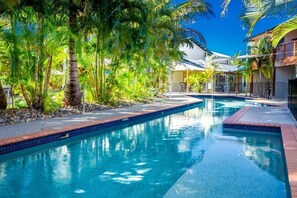 4 outdoor pools, a heated pool, pool loungers