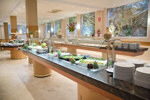 Desayuno buffet incluido