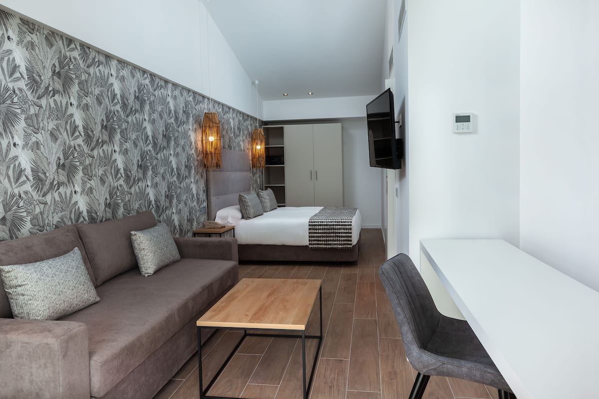 1 bedroom, minibar, in-room safe, desk