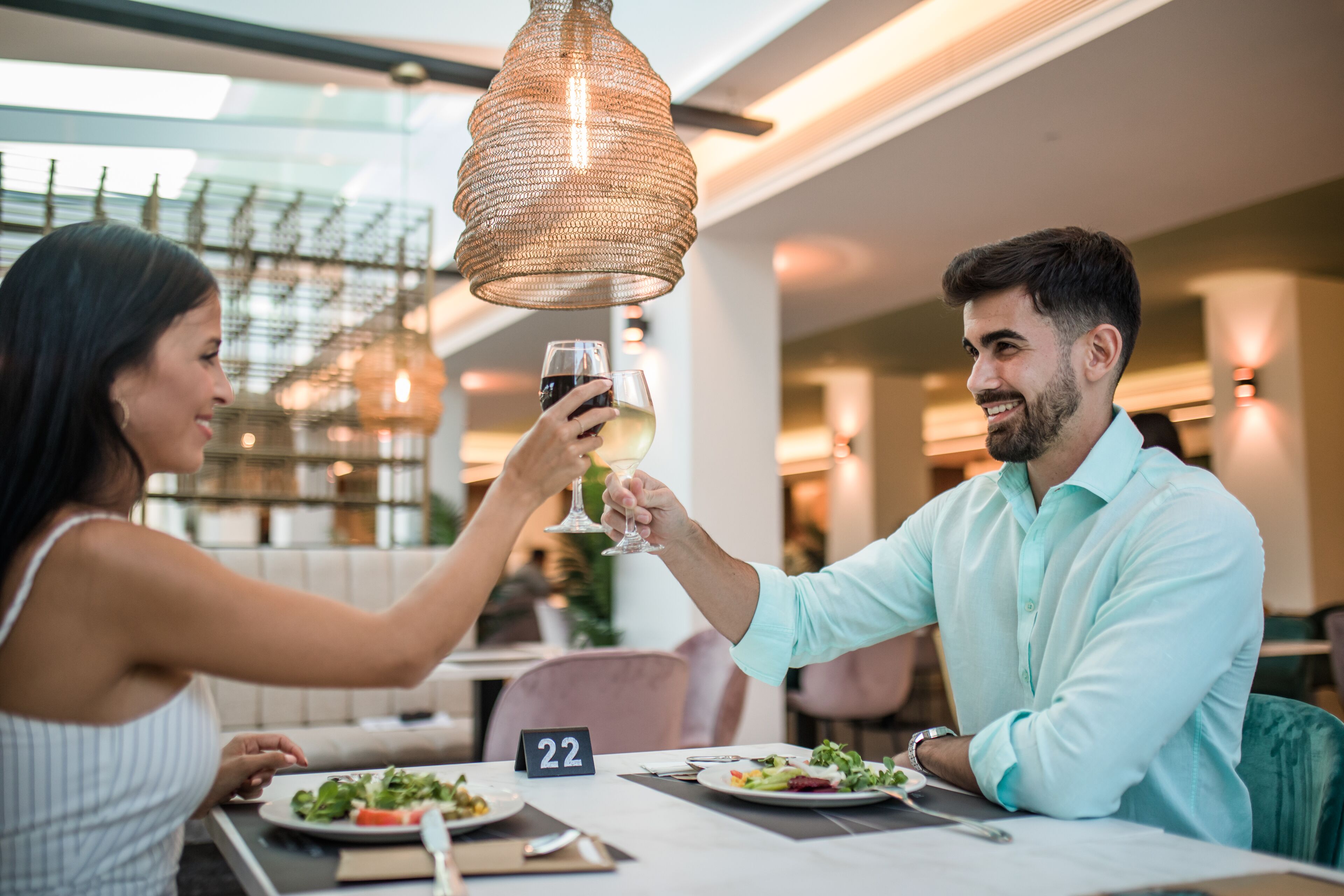 Petit déjeuner, déjeuner et dîner servis sur place
