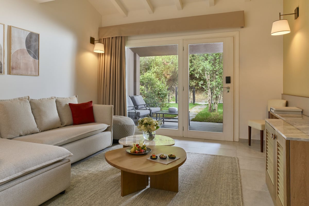 Suite, 1 King Bed with Sofa bed (Garden) | View from room