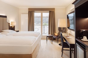 Deluxe Double Room, Balcony | Hypo-allergenic bedding, minibar, in-room safe, individually furnished - IMLAUER Hotel Schloss Pichlarn (Aigen im Ennstal)