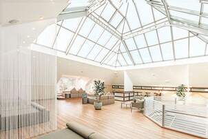 Salas de tratamientos para parejas, sauna, bañera de hidromasaje 