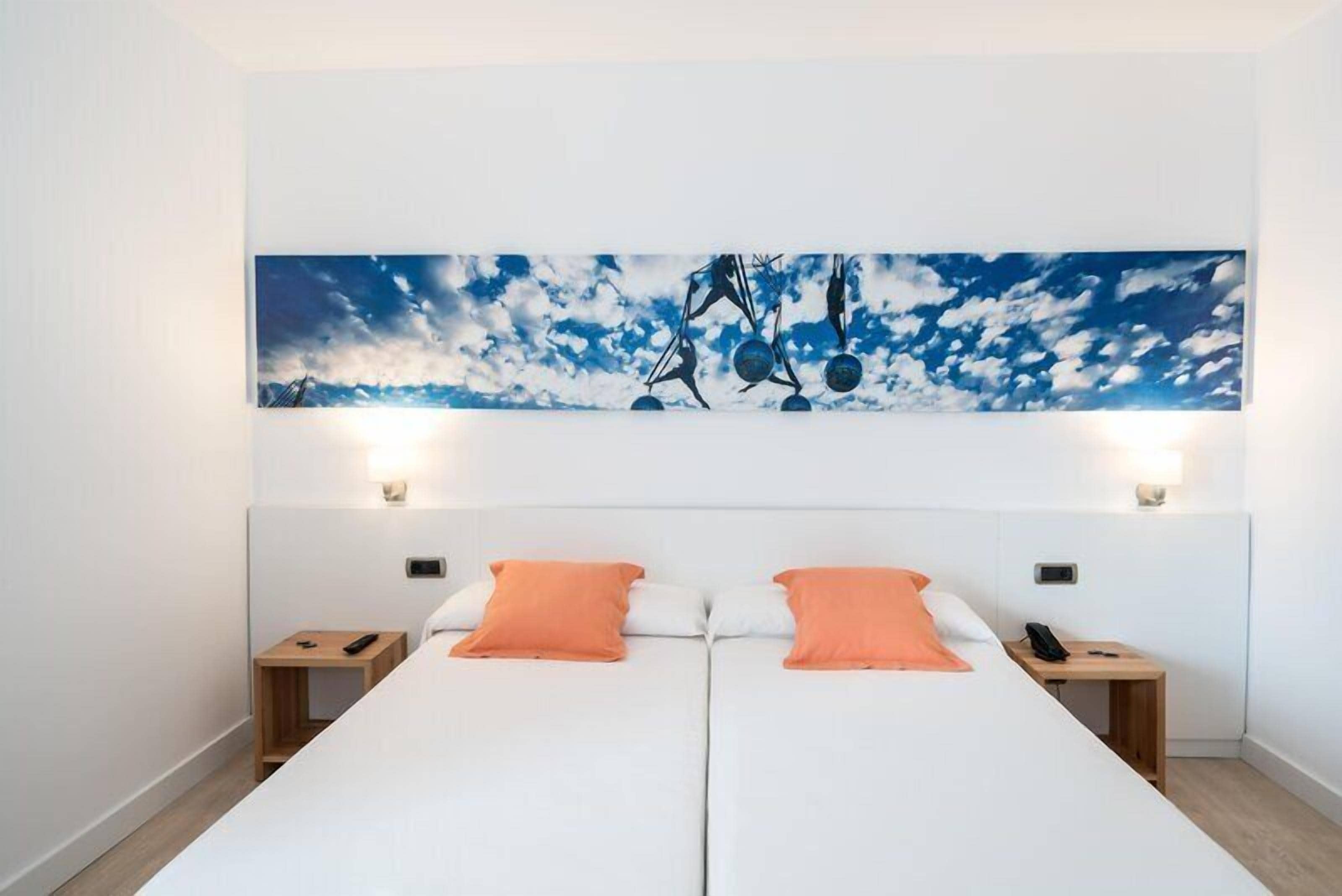 Chambre Double Supérieure, balcon | Coffres-forts dans les chambres, Wi-Fi gratuit, draps fournis