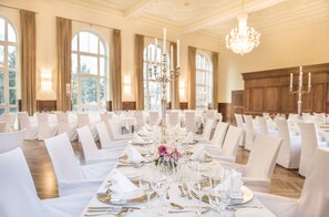 Banquet hall - Hotel Collegium Leoninum (Bonn)