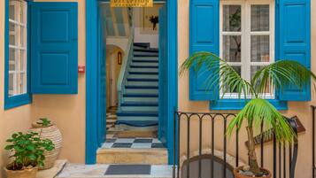 Entrada de la propiedad