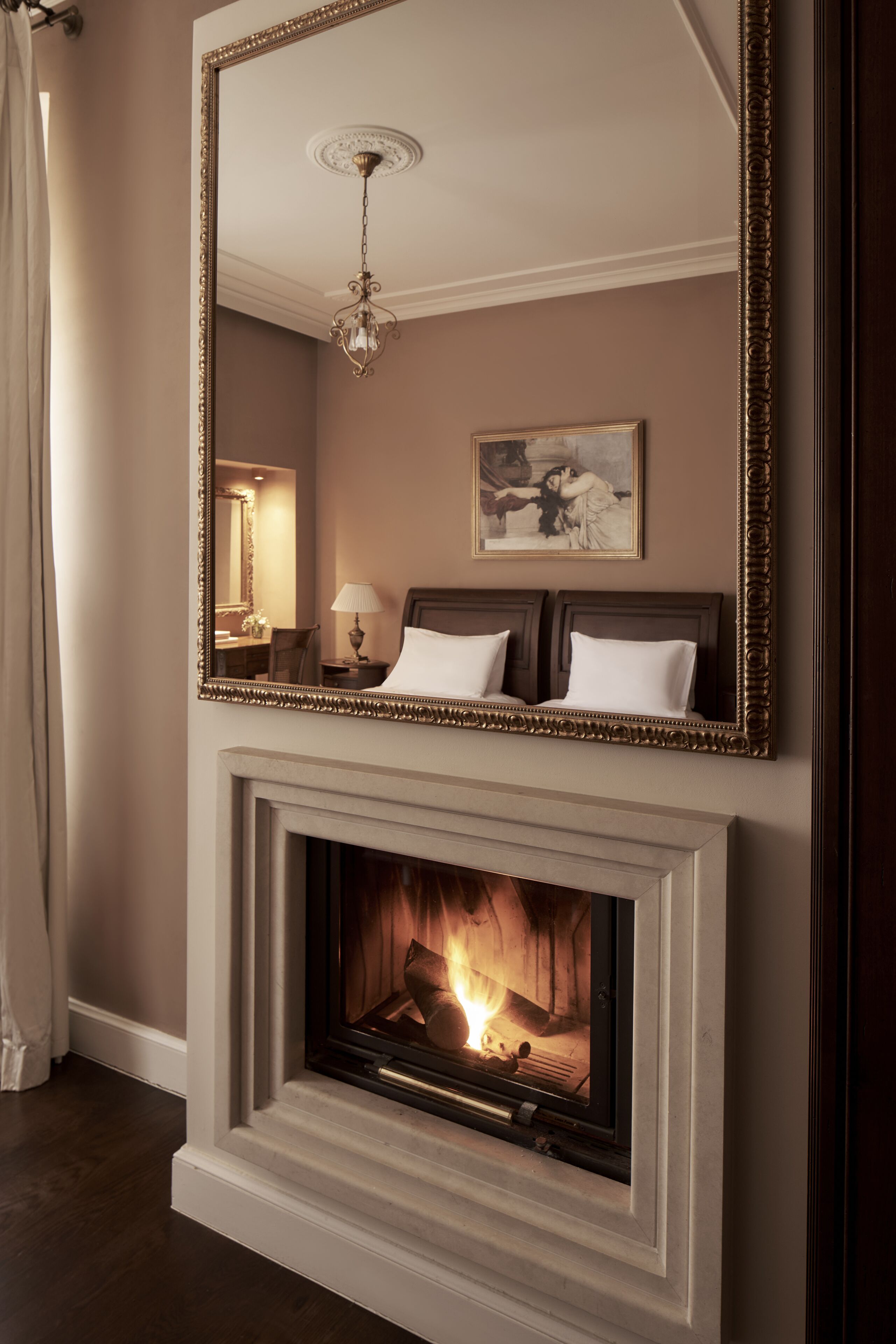 standard double room | 1 bedroom, premium bedding, minibar, in-room safe