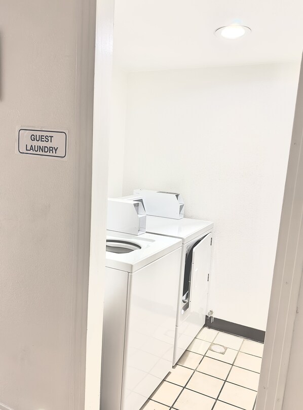 Laundry room - Motel 6 New Stanton, PA (New Stanton)