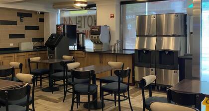 Ramada by Wyndham New York Times Square West