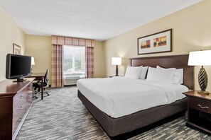 In-room safe, desk, blackout drapes, iron/ironing board - Country Inn & Suites by Radisson, Princeton, WV (Princeton)