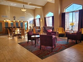 Lobby lounge