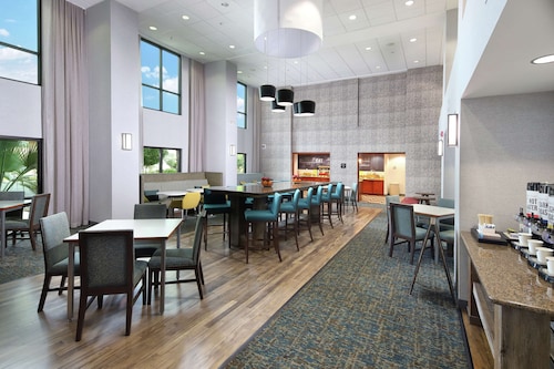 Hampton Inn & Suites Tucson East/Williams Center