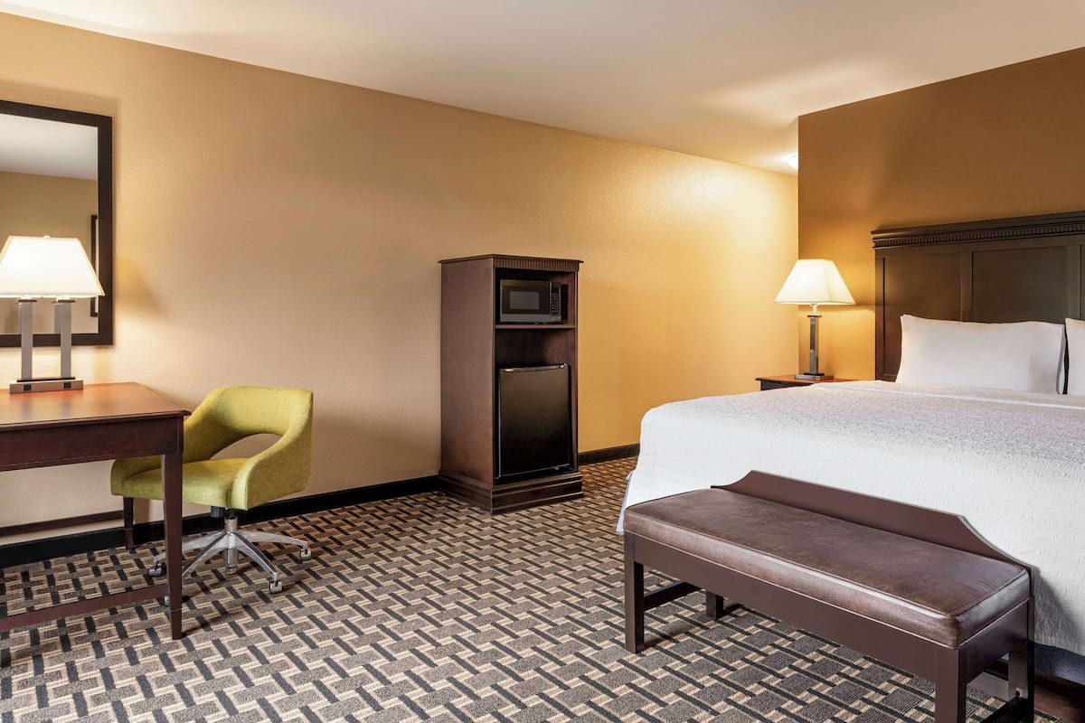 Blackout drapes, iron/ironing board, rollaway beds, free WiFi
