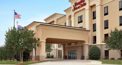 Hampton Inn and Suites Pine Bluff
