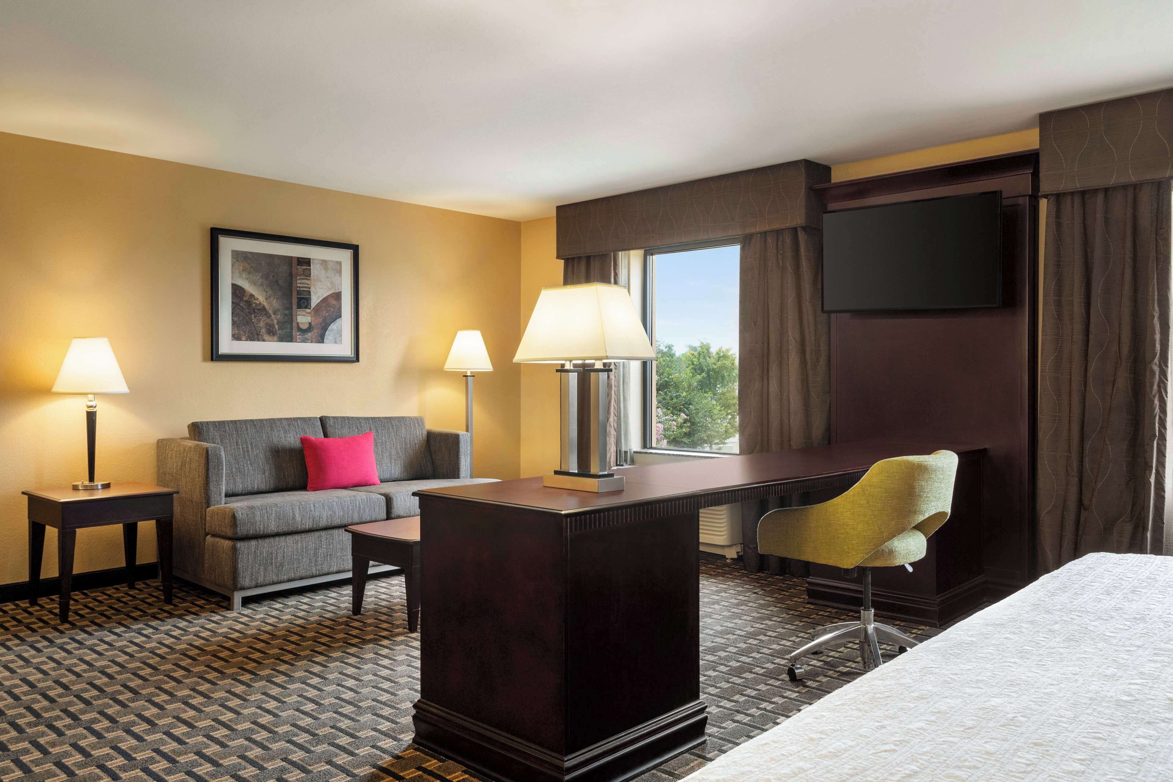 标准房 | 起居区 | 电视