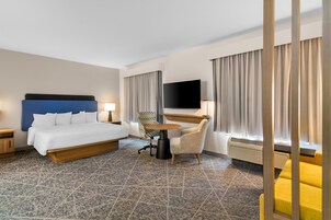 Ropa de cama hipoalergénica y escritorio 