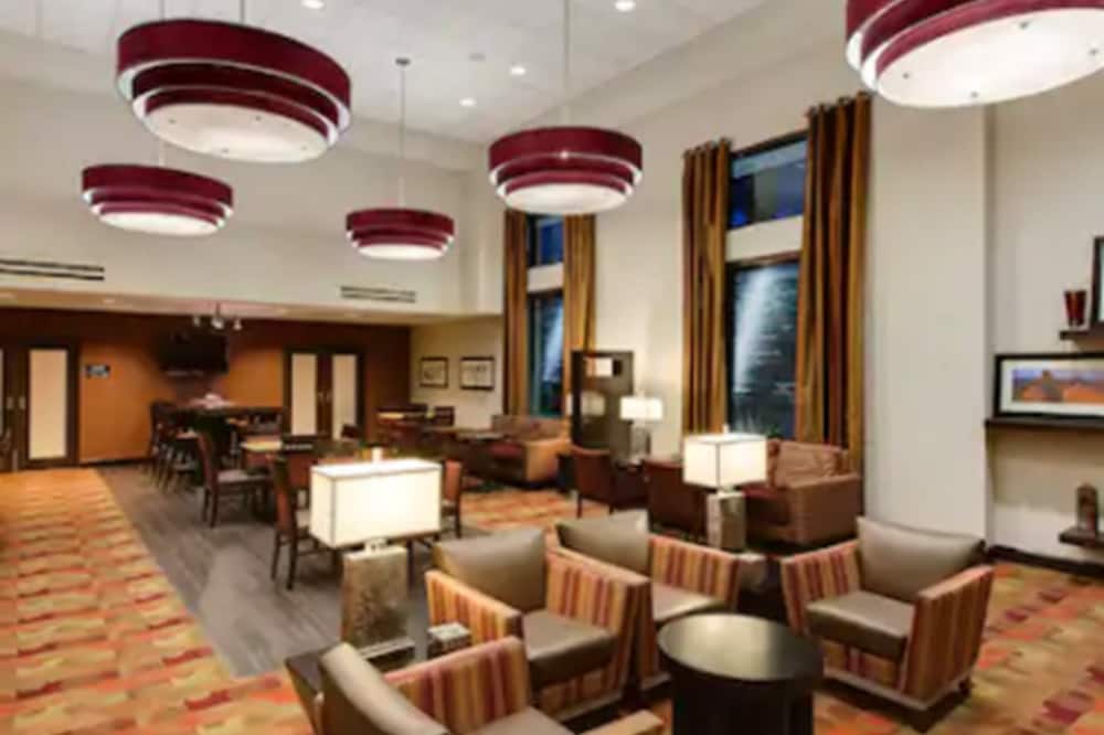 Hampton Inn & Suites Phoenix Chandler-Fashion Center AZ