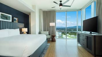Suite, 2 Schlafzimmer | 1 Schlafzimmer, Allergikerbettwaren, Zimmersafe, Schreibtisch