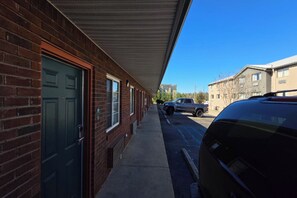 Exterior - Deerfield Inn McComb I-55 (McComb)