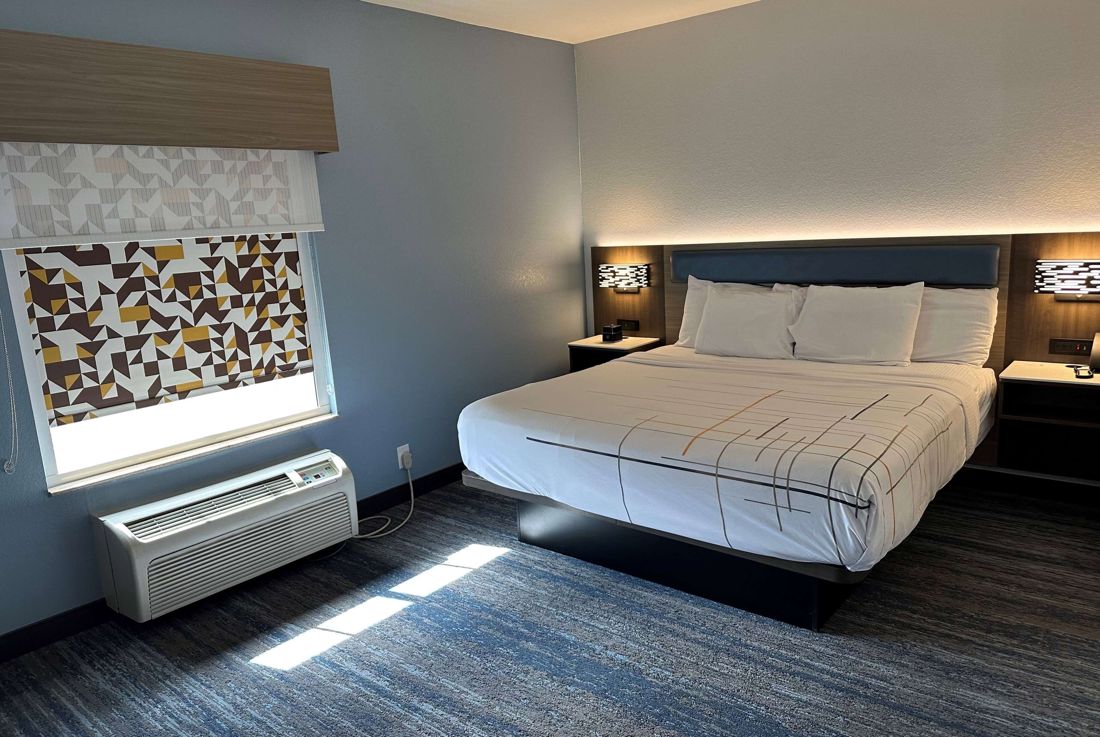 premium bedding, down duvets, pillow-top beds, desk