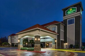 Exterior - La Quinta Inn & Suites by Wyndham Macon West (Macon)