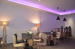 Lobby sitting area - Hôtel Cannes Croisette (Cannes)