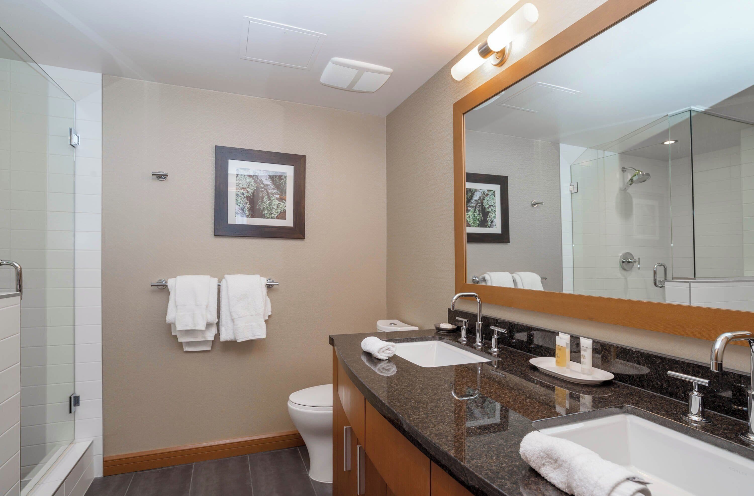 suite, 2 bedrooms | bathroom | shower, rainfall showerhead, free toiletries, bathrobes