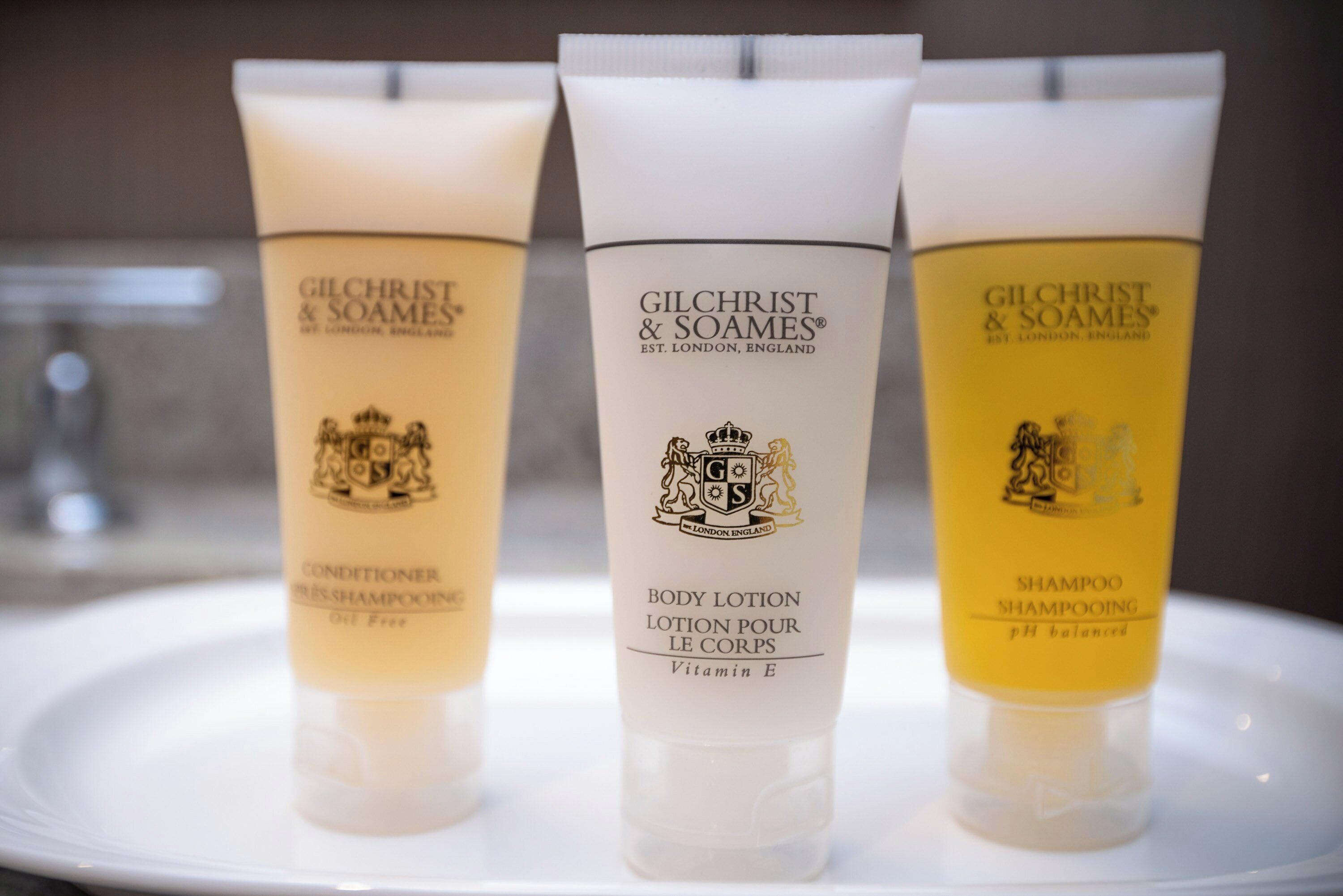 studio suite, 1 king bed with sofa bed | bathroom | shower, rainfall showerhead, free toiletries, bathrobes