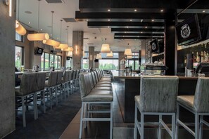 Aamiainen, lounas ja illallinen; aasialainen keittiö 