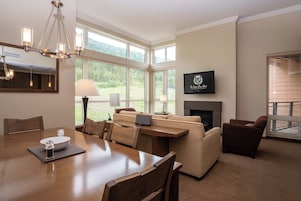 Svit Premium - 2 sovrum (2 King Beds, Sofa Bed) | Sängtillbehör av högsta kvalitet och bäddmadrasser
