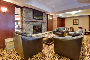 Free buffet breakfast - Holiday Inn Express Hotel & Suites WHITECOURT by IHG (Whitecourt)