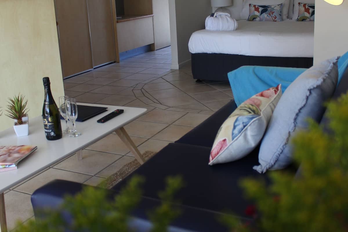 economy studio, 1 queen bed | premium bedding, pillow-top beds, desk, blackout curtains