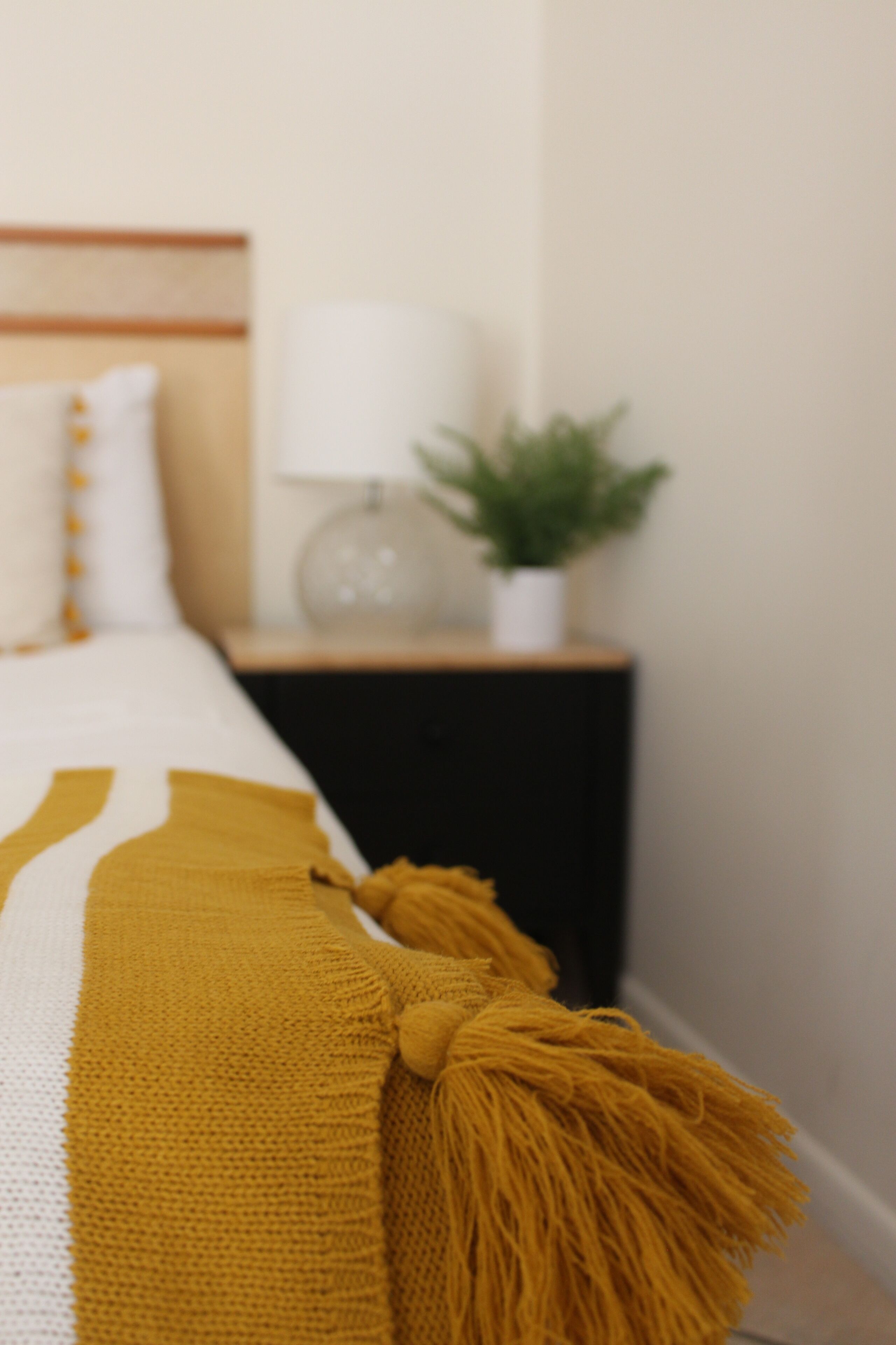 economy studio, 1 queen bed, jetted tub | premium bedding, pillow-top beds, desk, blackout curtains