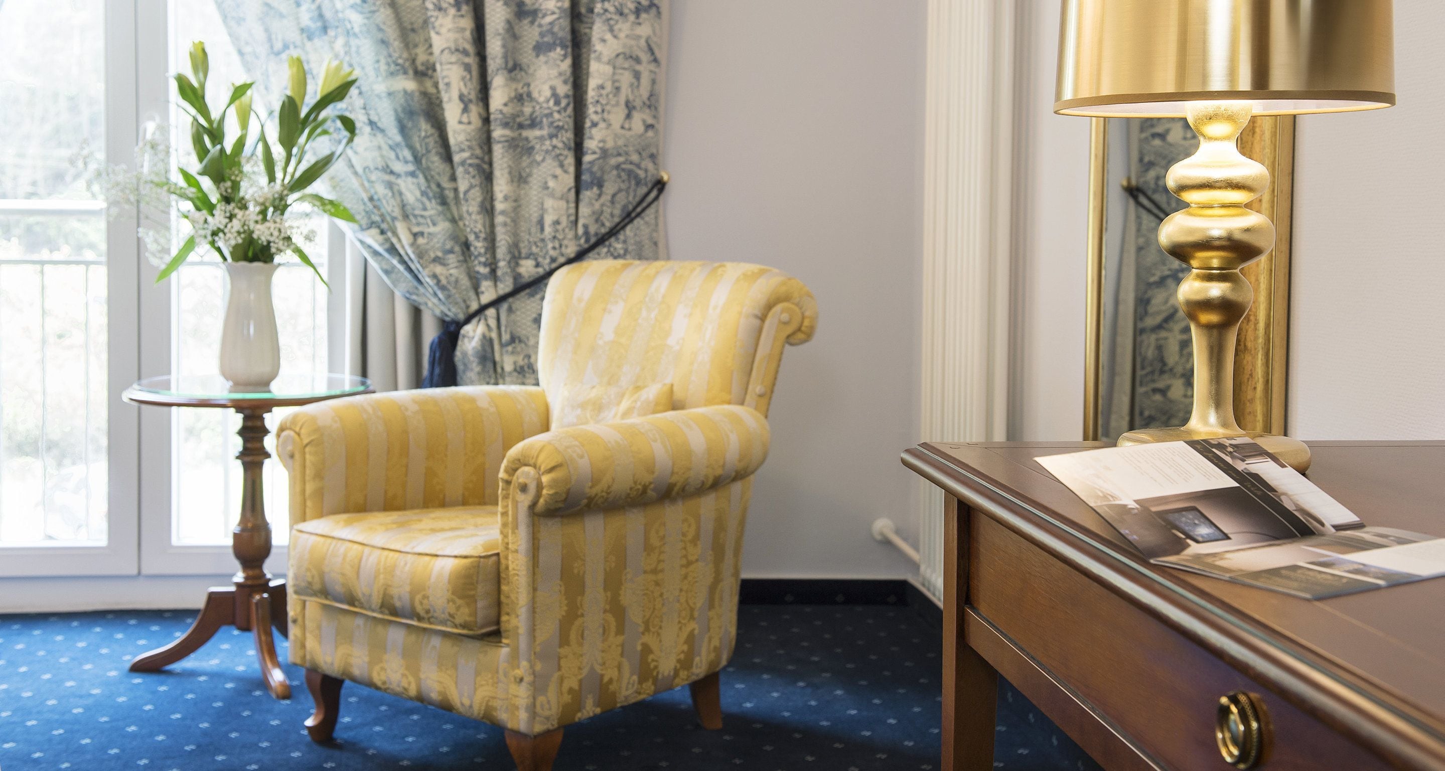 classic twin room, hill view | living area | 32-inch tv with satellite channels