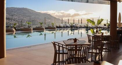 The Views Baia - Adults Only