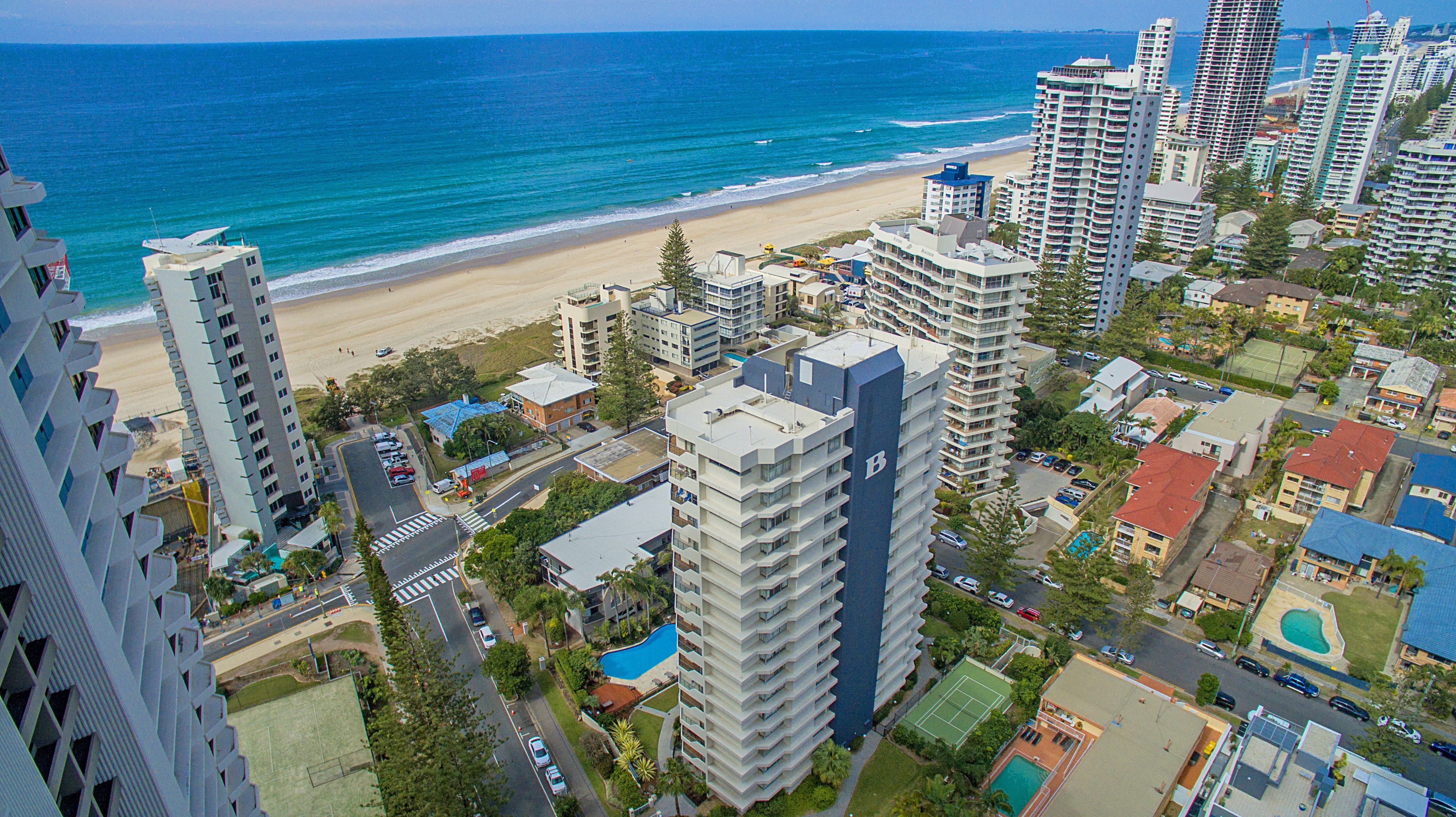 Baronnet Apartments — image 25
