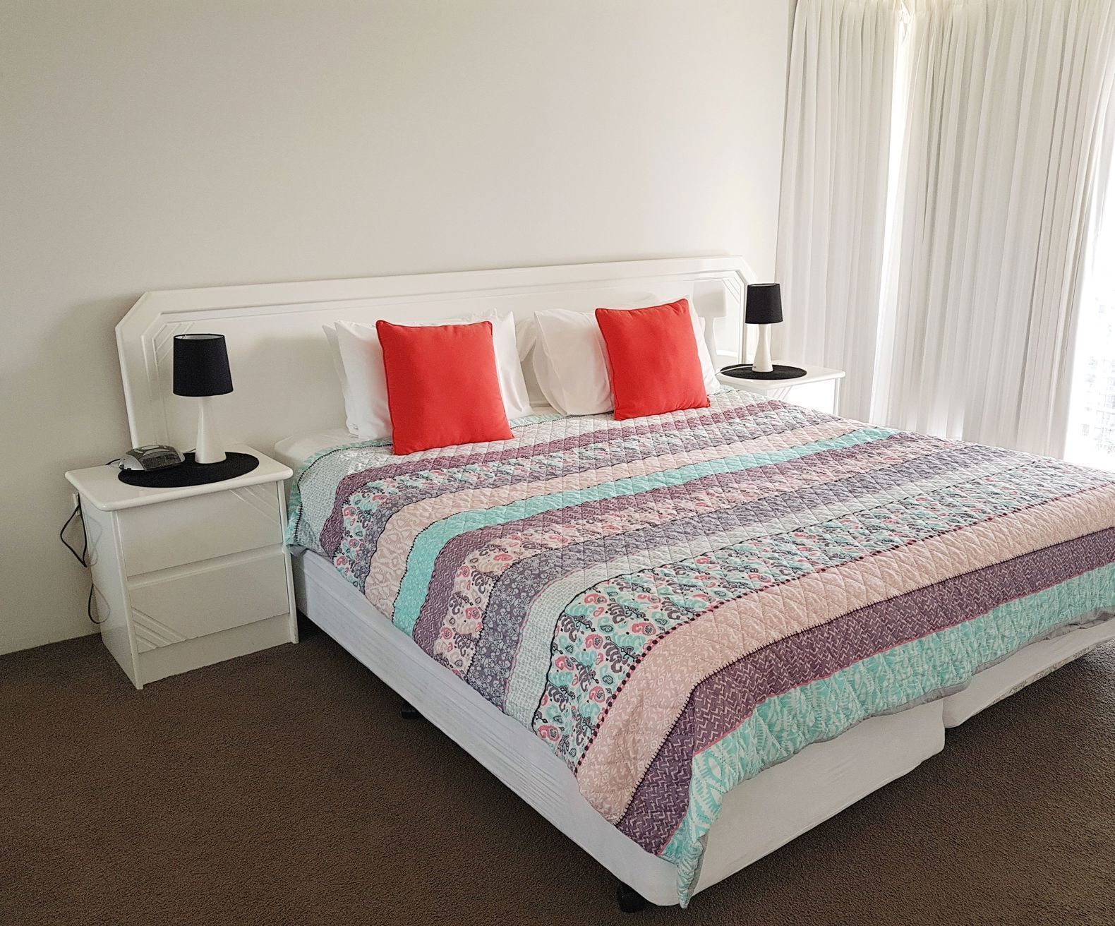 Hypo-allergenic bedding, down duvets, individually decorated