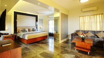 Suite, 1 King-Bett | Minibar, Zimmersafe, individuell eingerichtet, Zustellbetten