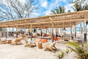 Beach bar