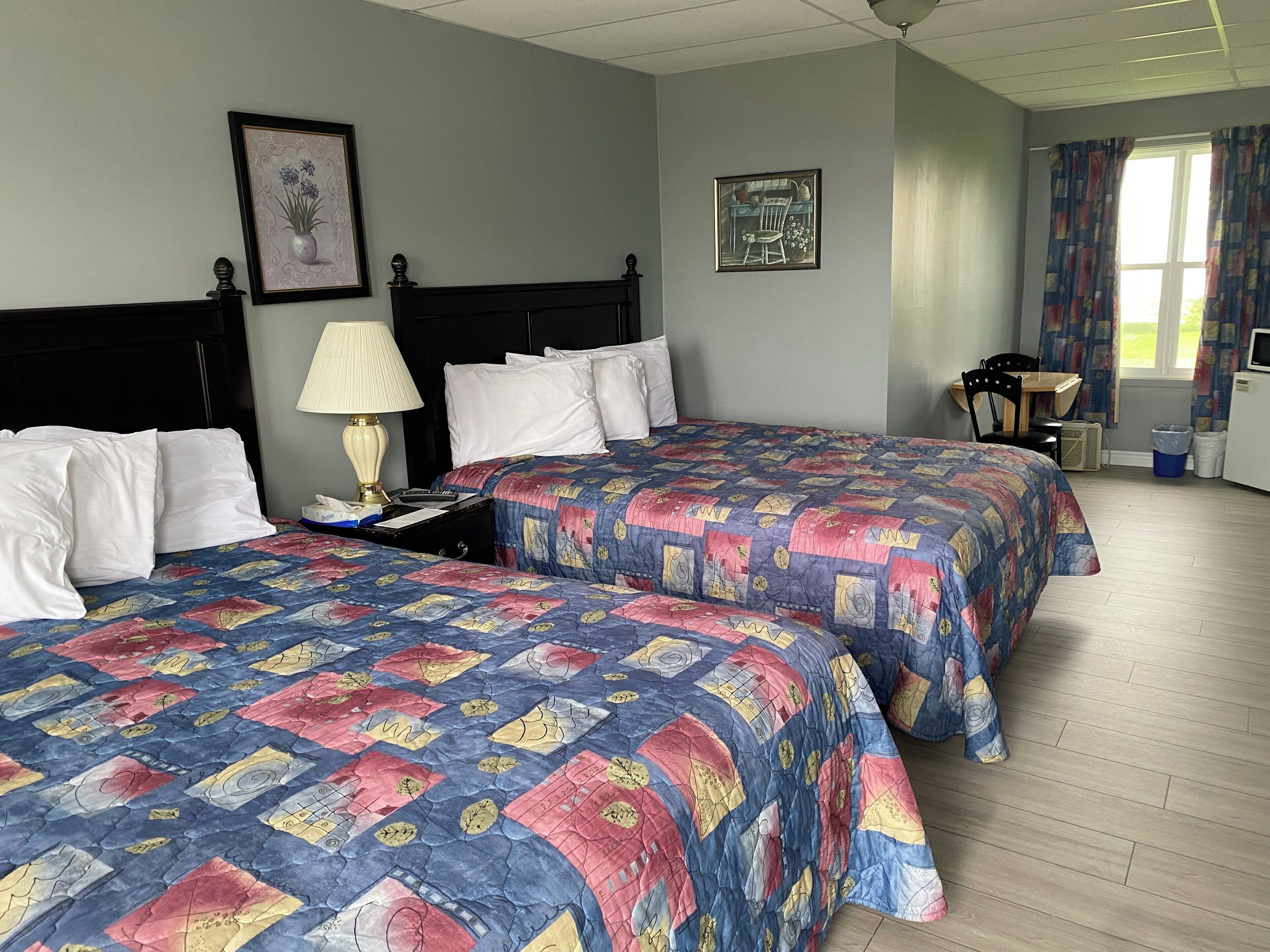 standard room, 2 queen beds | desk, free wifi, bed sheets